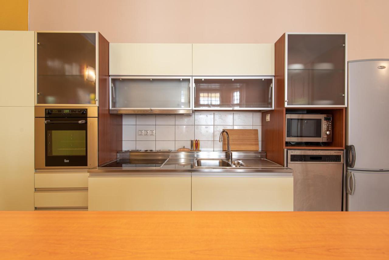 Patrik'S Budapest Center Apartment ภายนอก รูปภาพ