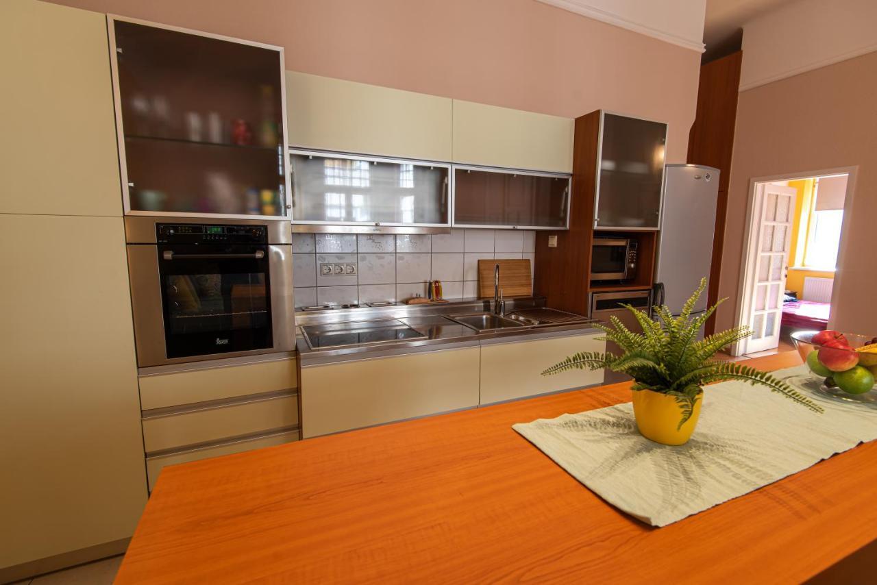 Patrik'S Budapest Center Apartment ภายนอก รูปภาพ