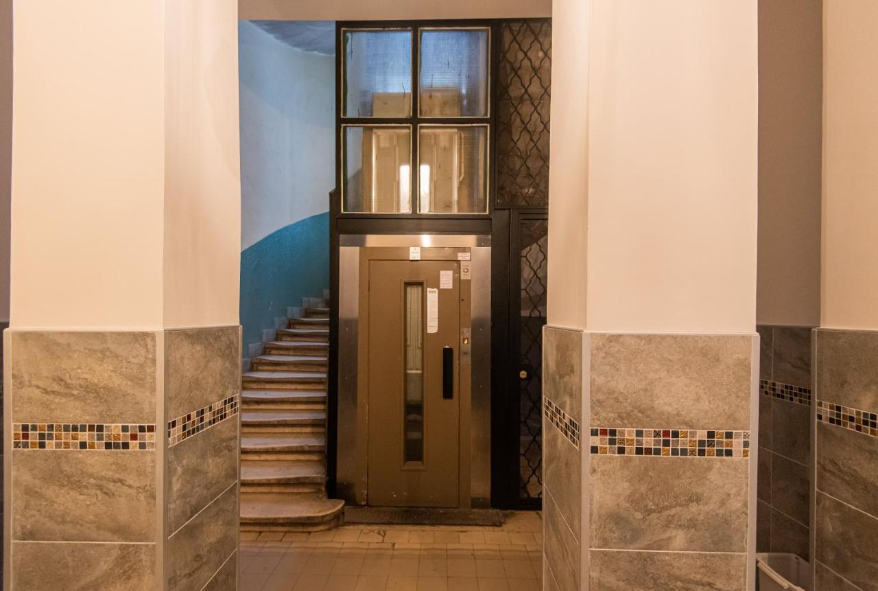 Patrik'S Budapest Center Apartment ภายนอก รูปภาพ
