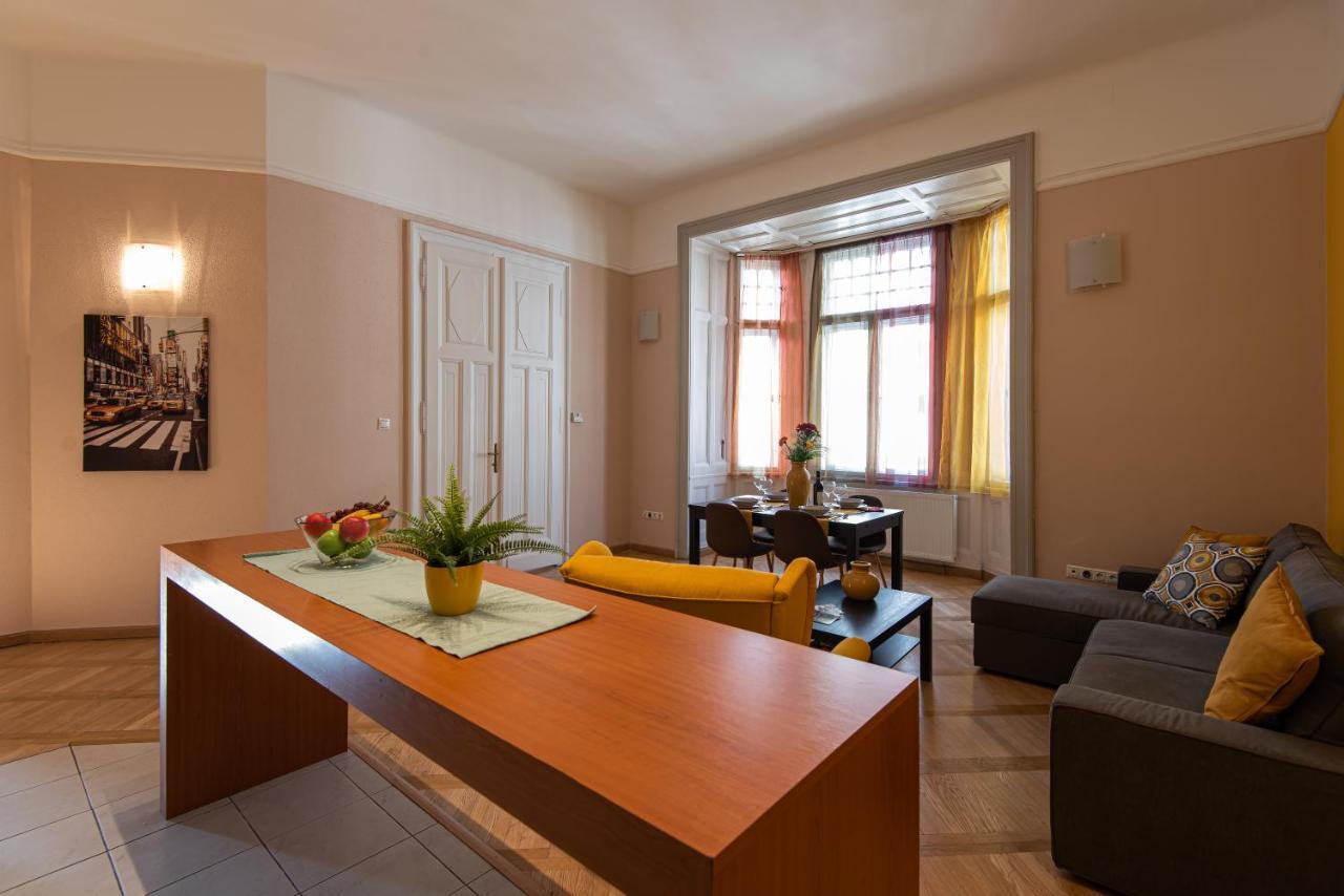 Patrik'S Budapest Center Apartment ภายนอก รูปภาพ